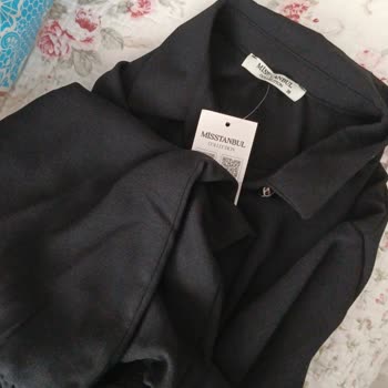 Elbisemis Yanlış Beden Ve Alakasız Ürün Gönderildi, Satıcı Yanıt Vermedi