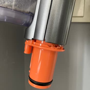 Yeni Philips Süpürge Bağlantı Parçası Kırıldı Ve Boru Sürekli Düşüyor, Ayıplı Mal Talebi