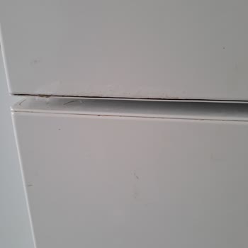 Bosch Buzdolabımın Üst Kapağındaki Kabarma Ve Oksitlenme Sorunu Çözülmedi