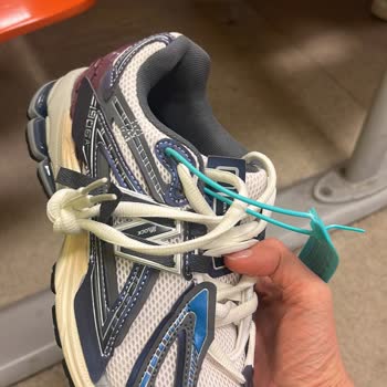 Yanlış Renk Ayakkabı Ve Tek Günlük Değişim Kodu Sorunu