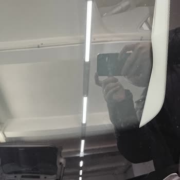 Yetkili Serviste Cam Değişimi Sırasında Oluşan Çizikler Ve Değer Kaybı Şikayetim