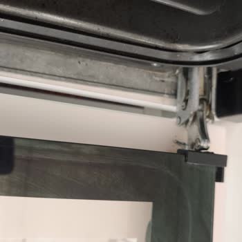 Vestel Fırın Kapısının Kapanmaması Ve Buzdolabı Kapısındaki Paslanma Servis Yetersizliğiyle Büyüyor