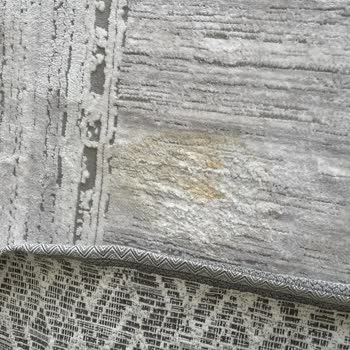 Artemis Halısında Çay Lekesi Çıkarılamadı Ve Bayi Yardım Etmedi