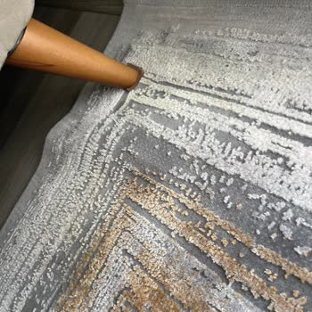 Artemis Halısında Çay Lekesi Çıkarılamadı Ve Bayi Yardım Etmedi