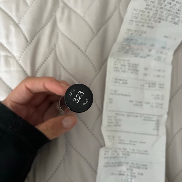 Yanlış Renk Önerisi Ve İlgisiz Personel Nedeniyle Kapatıcı Değişim Talebi