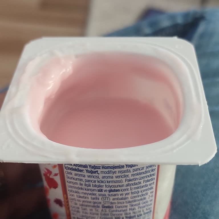 Danone Meyveli Yoğurt Ambalajı Yarım Ve Gramajı Az