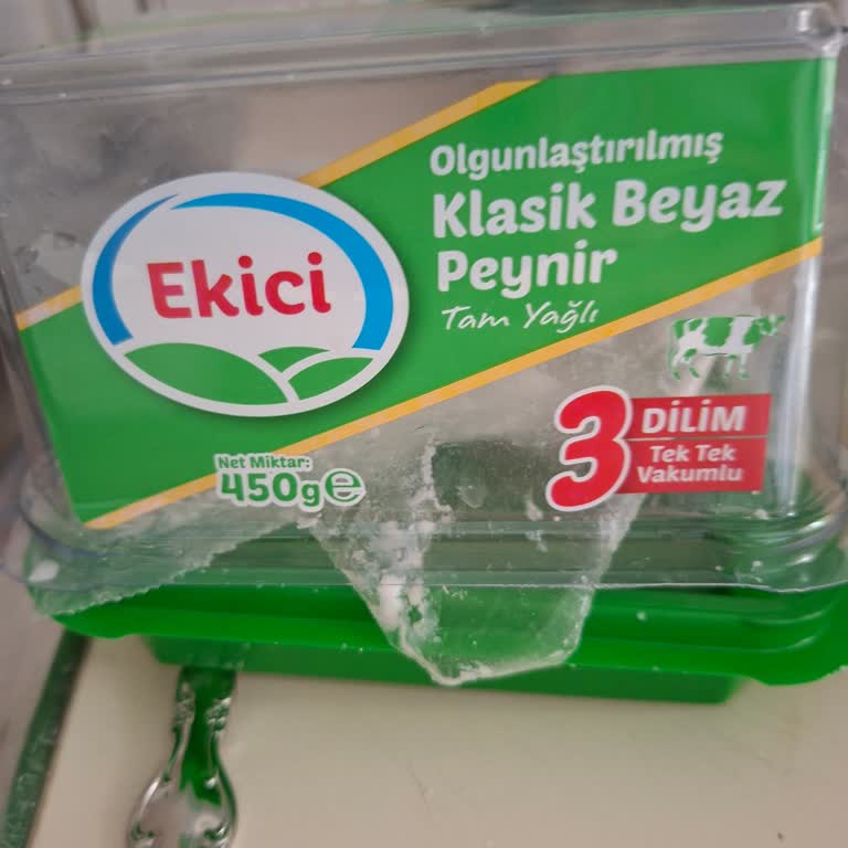 Carrefour Peynirinde Benzin Kokusu: Güvenlik Endişesi Ve Ücret İadesi Talebi