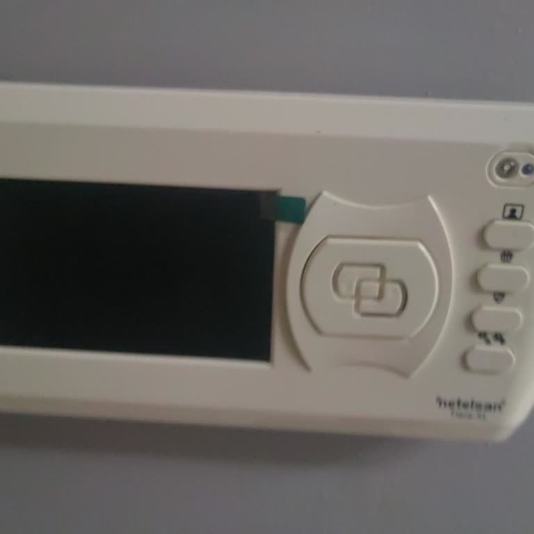 Eksper Gönderilmemesi Ve Müşteri Temsilcisinin Dalga Geçer Tavrı Şikayet Ediliyor