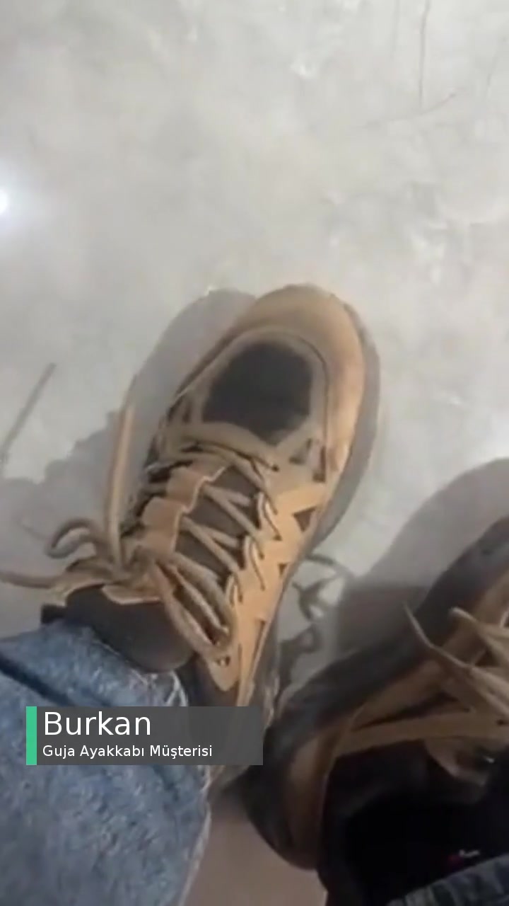 Guja Ayakkabı Beklerken Mağdur Edilme Ve Ürünün Çok Çabuk Formunu Kaybetmesi videonun kapak resmi