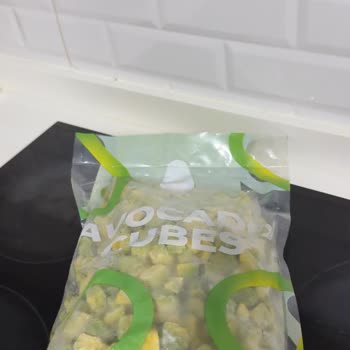 Bebek İçin Alınan Dondurulmuş Avokado Küplerinde Kötü Tat Ve Gıda Güvenliği Endişesi