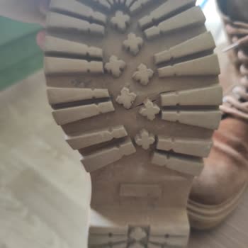 Derimod Botunun Ayıplı Tabanı Ve 6 Aylık Garanti Reddine Karşı Hayal Kırıklığı