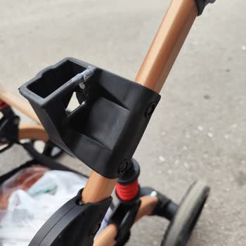 Garanti Kapsamındaki Bebek Arabasında Kırılan Mekanizmalar Ve Satıcı İletişimsizliği