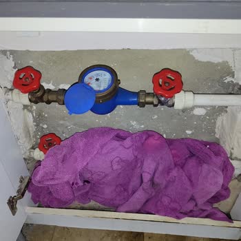 İSKİ’nin Abonelik Açma İşlemindeki Hatalı Boru Montajı Nedeniyle Sürekli Su Kaçağı