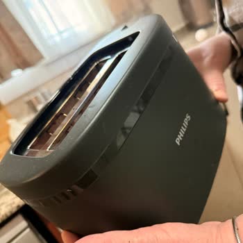 Philips Tost Makinesinin Ani Alev Alması Ve Ev Yangını Tehlikesi