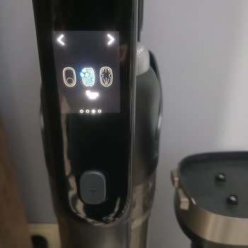 Filtre Hatası Nedeniyle Philips 9000 Dikey Süpürge Değişim İsteği