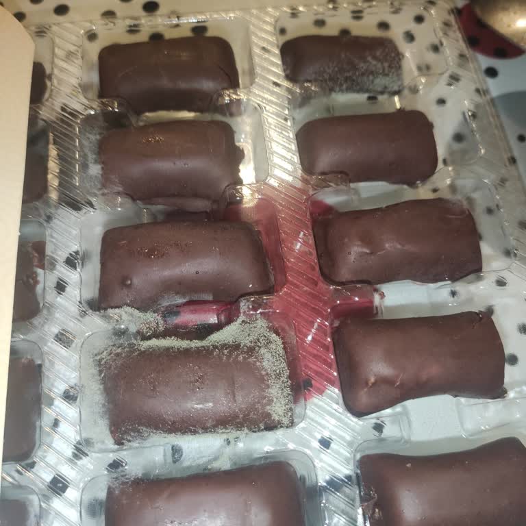 Küflenmiş Ürünler Ve Tarihsiz Etiket, Sağlık Riski Ve İade Talebi