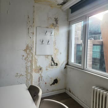 American Life Trabzon Şubesinde Sürekli Öğretmen Değişikliği