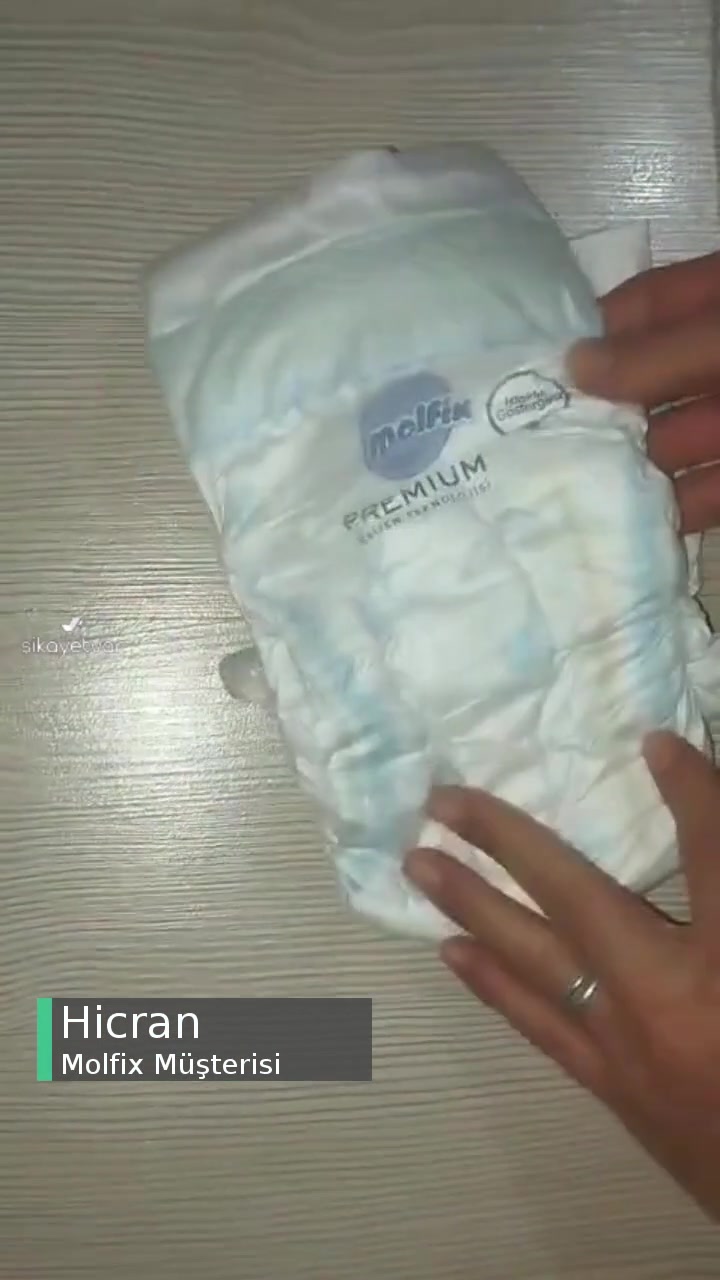 Molfix Premium Bez Defolu! videonun kapak resmi