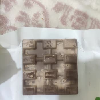 Son Kullanma Tarihi Geçmemiş Çikolatanın Beyazlaması Ve Mağaza Yardımsızlığı