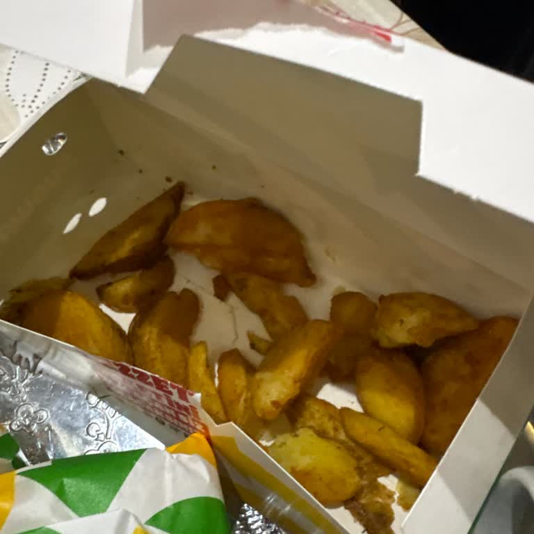 Subway Customer Complaint — Late Delivery and Poor Service