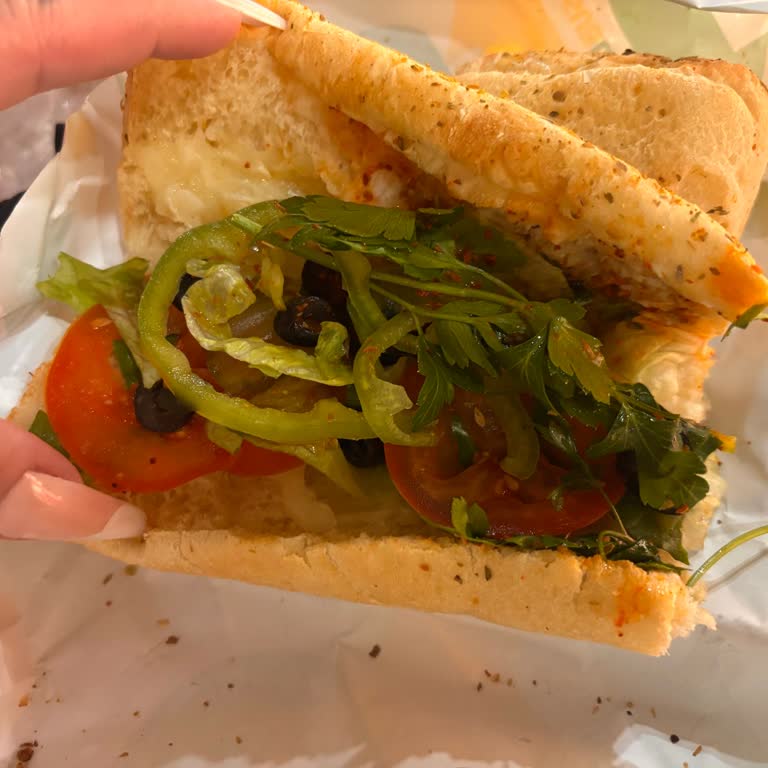 Subway Delivery Complaint — Sandwich Missing Cheese
