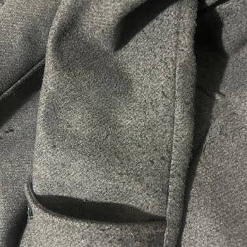 Stradivarius Kabanında Hızlı Tüylenme Ve Müşteri Hizmetlerinden Yanıt Alamama