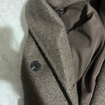 Stradivarius Kabanında Hızlı Tüylenme Ve Müşteri Hizmetlerinden Yanıt Alamama