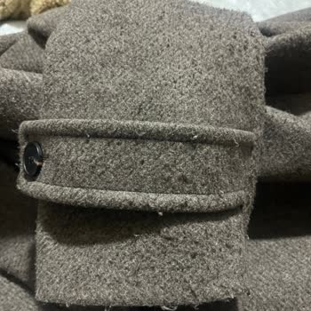 Stradivarius Kabanında Hızlı Tüylenme Ve Müşteri Hizmetlerinden Yanıt Alamama