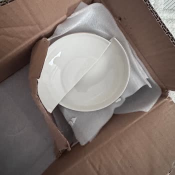 Kırık Yemek Takımı Ve Eksik Çerçeve İçin Hızlı Çözüm Talebi