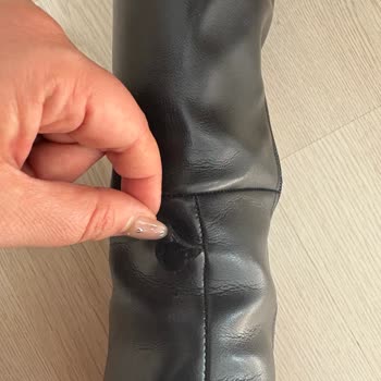 Roger Siyah Mat Küt Burunlu Çizmemde Ön Kısım Yırtılması Ve Değişim Talebi