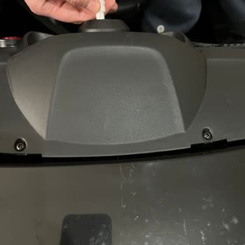 Sıfır Akülü Araçta Çizik Ve Sürtme İzleri