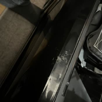 Sıfır Akülü Araçta Çizik Ve Sürtme İzleri