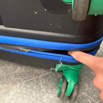 Sabiha Gökçen Çukurova Uçuşunda Bagaj Hasarı Ve Çözüm Eksikliği