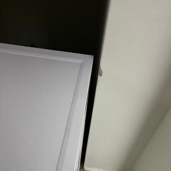 Arçelik Çamaşır Makinesi Kurulum Hatası Nedeniyle Duvar Hasarı Ve Ürün Değişimi Talebi