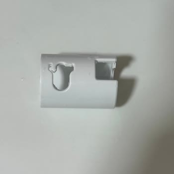 Kısa Sürede Kırılan Klozet Kapağı Garanti Dışı Ve Yüksek Ücret Talebi