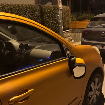 Kuryenin Arabamı Saldırması Ve Aynalarım Kırıldı, Yemeksepeti'ye Tazminat Ve Cezai İşlem Talebi