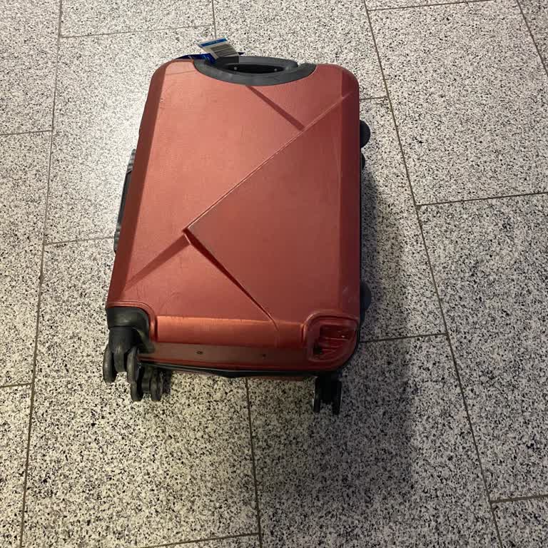 Kırık Bagaj Ve Ajet’in Yetersiz Çözüm Süreci