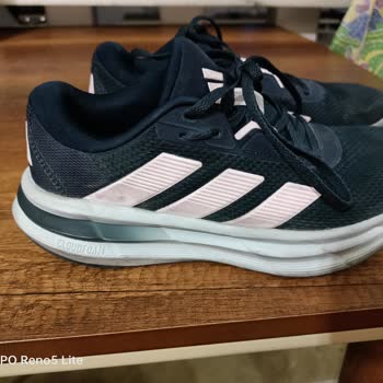 In Street Adidas Ayakkabısında Hızlı Aşınma Ve Mağaza Desteği Yokluğu