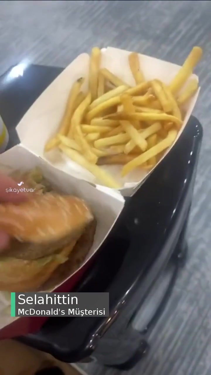 McDonald's Kötü Hizmet, Soğuk Ürün videonun kapak resmi