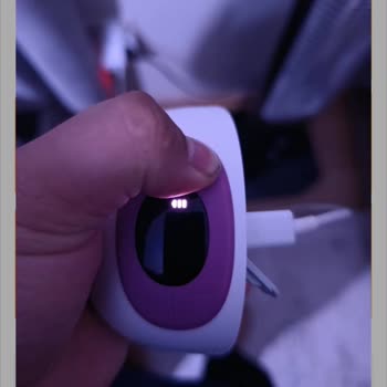 Mochi Göğüs Pompası Şarj Göstermesine Rağmen Çalışmıyor Ve Firma Geri Dönüş Yapmadı