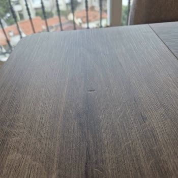 Kelebek Mobilya'da Hasarlı Yemek Masası Ve Değişim Talebi