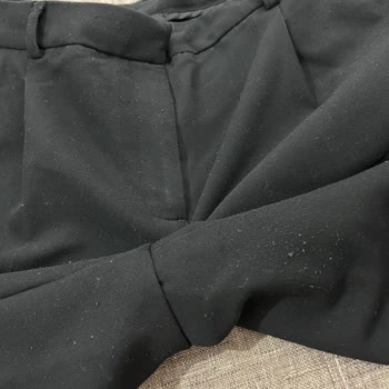 Kumaş Tüylenmesi Nedeniyle Ayıplı Pantolon Ve Makbuz Olmadan İade Reddi