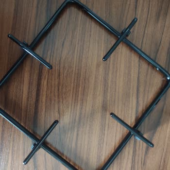 Bosch Ankastre Ocağımda 4 Gün İçinde Izgaralar Çizildi Ve Boya Döktü