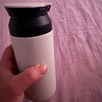 Karaca Rainbow Termos Kapak Kırıldı; Yedek Parça Talebi