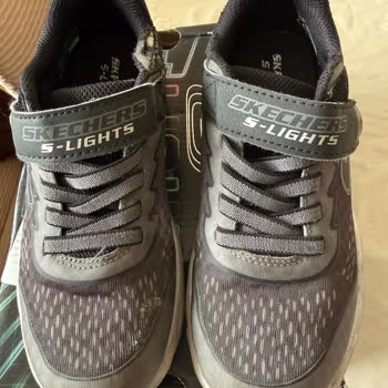 Skechers Ayakkabılarda Bir Ay İçinde Dikiş Açılması Ve Deformasyon Sorunu: İade Talebi