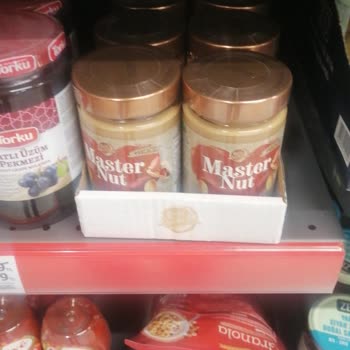 Etiket Eksikliği Ve Mağaza Personelinin Uygunsuz Davranışları