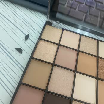 Kırık Far Paleti Teslim Edildi Hemen Değişim Talebi