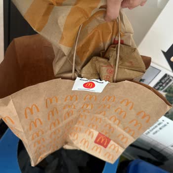 Migros Yemek’te Dökülen İçecek Ve Cevapsız İade Talebi