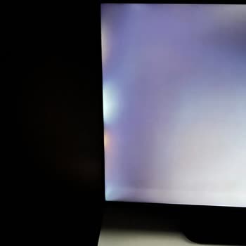 Sunny 55 QLED TV’de Beyaz Işık Süzülmesi Ve Tekrarlayan Arızalar Nedeniyle Değişim Veya İade Talebi