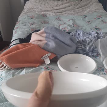 Karaca Yemek Takımı Hasarlı, Çatlak ve Defolu Şekilde Elime Ulaştı